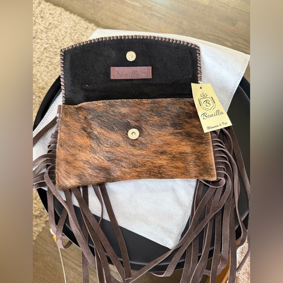 Hair on hide leather clutch bag with crossbody strap - Picture 3 of 6